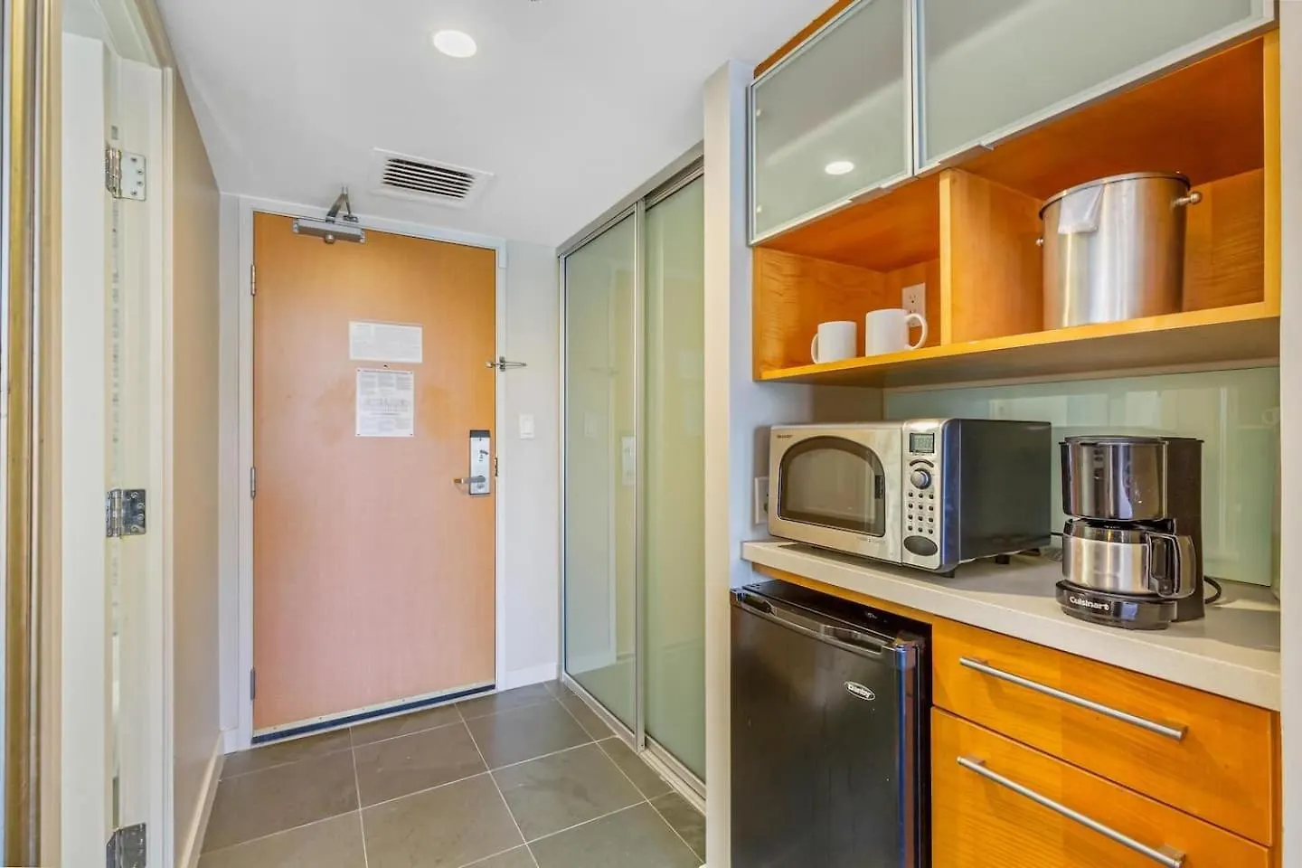 Hotel Stunning Ala Moana 25Th Fl In Honolulu